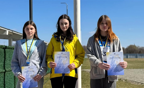 Переяславка Олена Самолюк виборола перемогу на чемпіонаті України з метання диска серед дівчат U16