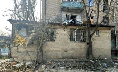Армія рф продовжує завдавати удари по Херсонщині: поранені троє цивільних та шість поліцейських