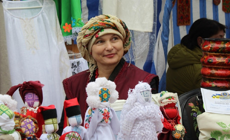 Как наши казаки и казачки на Хортице себя показали и на других посмотрели