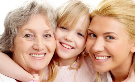 День Матері-2025: сім ідей, чим потішити найріднішу людину