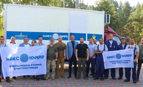 Стоматологія на колесах для військових вирушила з Нетішина на передову