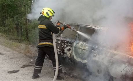 У Чижівці під час руху загорілась автівка