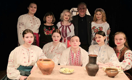 Українська Масниця в ніжинському коледжі