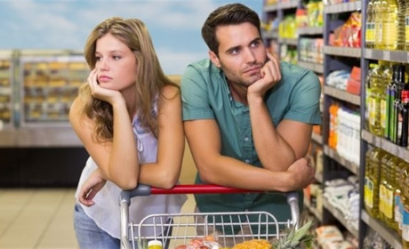 Продукти, комуналки і транспорт. На що українці найбільше витрачали грошей