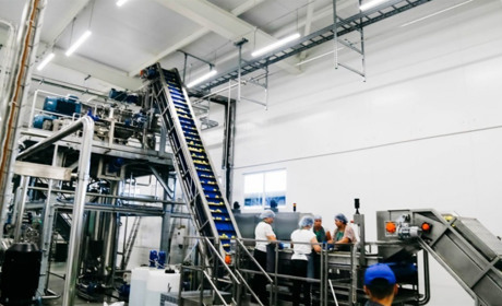 Як колаборанти в Мелітополі намагалися забрати бізнес у китайців