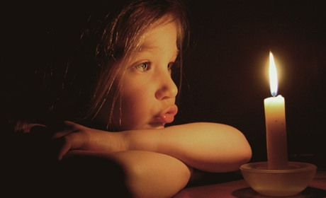 Чому вечорами зникає світло у Ворожбі? Де і в які дні у громаді не буде світла у грудні?