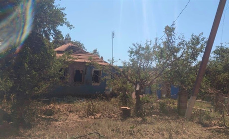 На Куп’янщині через російські обстріли пошкоджено школу, житлові будинки та автомобілі