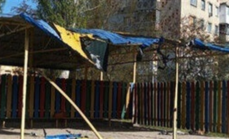 Ворог атакував зупинку громадського транспорту у Херсоні: є поранені