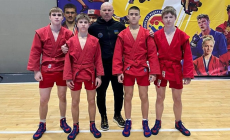 Нетішинські спортсмени стали призерами всеукраїнського турніру з самбо