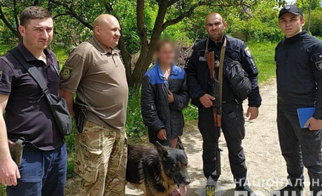 Втікачку знайшов Мухтар: поліцейський пес розшукав дівчинку на Христинівщині