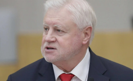 Депутат Держдуми РФ удочерив украдену в Херсоні 10-місячну дівчинку