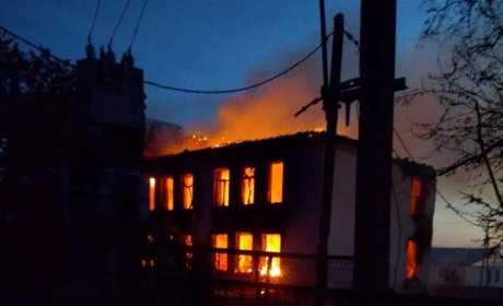 Російські загарбники знищили школу в Дудчанах