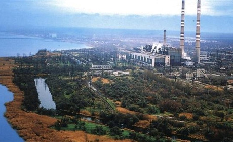 Росіяни нанесли авіаудар по Кураховому: обстріляли промзону