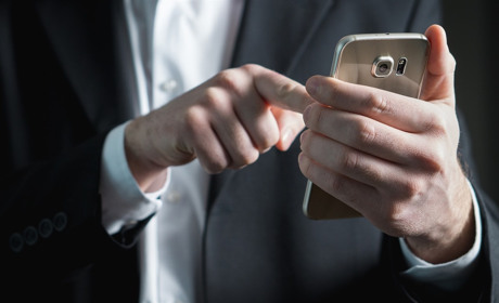 Онлайн-опитування: смартфонами якого бренду користуються сватівчани