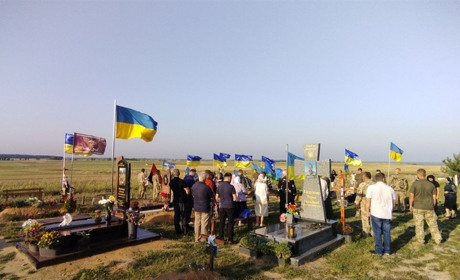 У Володимирці провели меморіальні заходи - вони присвячені пам'яті загиблим захисникам України