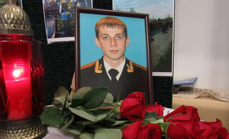 У Кременці провели вечір памʼяті військового журналіста Дмитра Лабуткіна