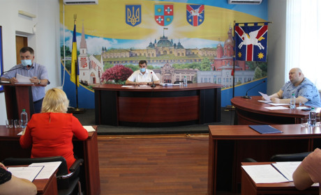 Ремонти доріг та дозвіл на торгівлю після 22:00 – засідання виконкому