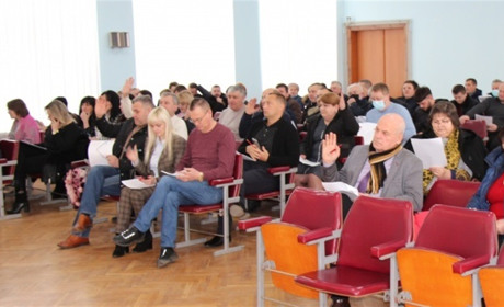 Що вирішували депутати на сесії Барської міської ради: відео