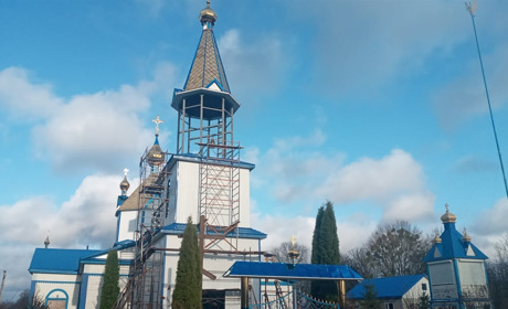 До 255-ї річниці козацькій Свято-Покровській церкві в Городецькому благодійники подарували дзвони