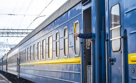 Потяг до Львова та Києва: Укрзалізниця додала нове сполучення із зупинкою в Сарнах