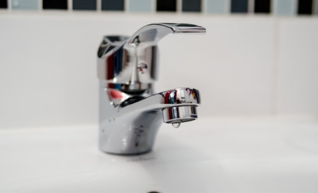 Третього листопада у Сватовому не буде води: чому і як довго