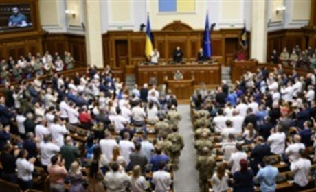 Верховна Рада ухвалила закон про подвійне громадянство: що зміниться для українців