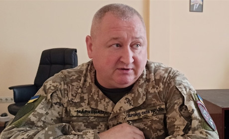 «Николаевскому Ваньку» можна вірити: що розповів про війну і зокрема Південь генерал Марченко