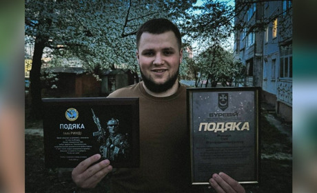 Створив ТГ-канал і збирає мільйони на потреби ЗСУ. Історія 18-літнього айтішника та бійця Іллі Ринди