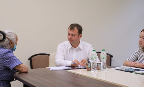 Руслан Требушкін вислухав звернення мешканців громади