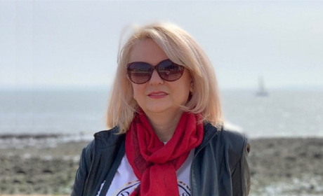 Будущий глава Мелитопольского района пока в отпуске – ждет Указа президента и читает книжки