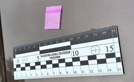 У Сарненському районі затримали 30-річну жінку, яка продавала наркотики