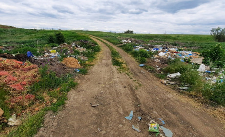 В Одеському районі одна з громад приховала від екологів звалище поблизу лиману