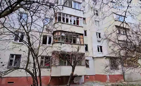 На Херсонщині армія рф атакувала житлові будинки та критичну інфраструктуру: є загиблі та поранені