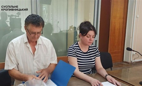 Керівниці відділу освіти Знам'янки повідомили про підозру за купівлю генераторів: що відомо