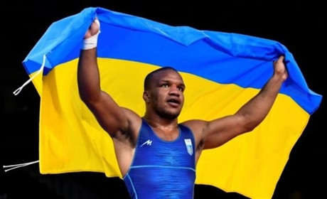 Чотири медалі на годину: яким був золотий день для України на Олімпіаді в Токіо