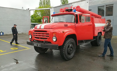 Рятувальники села Мульчиці отримали пожежний автомобіль