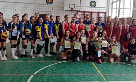 У Самчиківській школі вперше провели турнір з волейболу серед дівчат