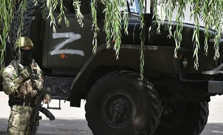 Окупанти мілітаризують Каховку і Нову Каховку, витискають людей з лівого берега