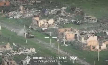 На півдні бійці ГУР зупинили штурм 300 окупантів: наступали на квадроциклах і БМП (відео)