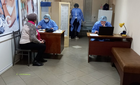 У «Виру» триває вакцинація від COVID-19