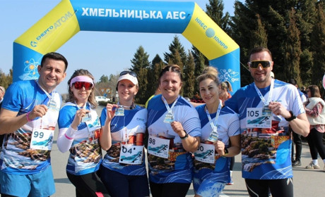 Спортивний десант у Нетішині: 15 працівників ПАЕС здобули 8 індивідуальних нагород