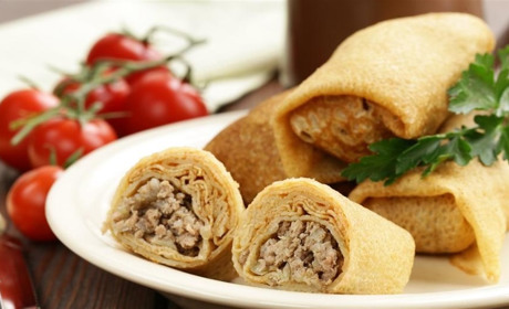 Рецепт дня: млинці з грибами та куркою