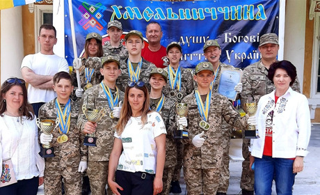 Славутські джури перемогли в обласному конкурсі «Сокіл»(«Джура»). Вони стріляли влучніше за всіх