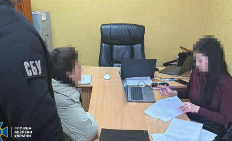 Фіктивне бронювання: на Житомирщині судитимуть посадовця міськради та керівниць гімназії