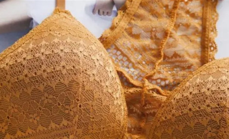 За яким принципом обирати «легкі» набори жіночої білизни