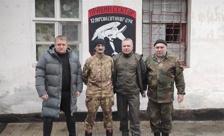 Золотоніські посадовці відвідали зону бойових дій і земляків, які захищають південно-східні кордони