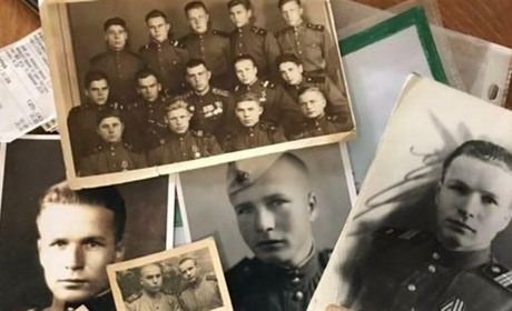 Троє сватівчан привітали фронтовика зі Сватового з Днем перемоги. Він вже 15 років живе один