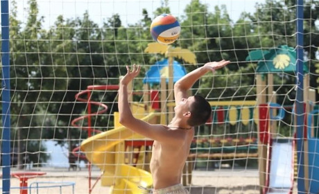 Батали на набережній: хто виборов золото Відкритого чемпіонату Ізмаїла з пляжного волейболу