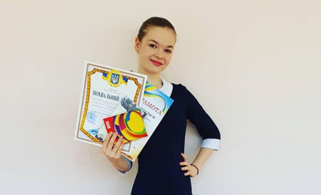 Как толкнуть речь за 30 секунд: 9-классница из Мелитополя завоевала Гран-при в конкурсе ораторов