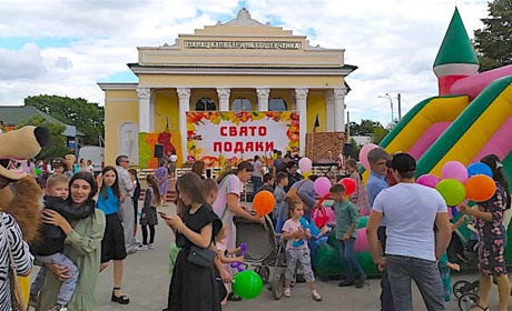 Последняя радость перед карантином: в Измаиле прошел праздник Дня благодарения (видео)